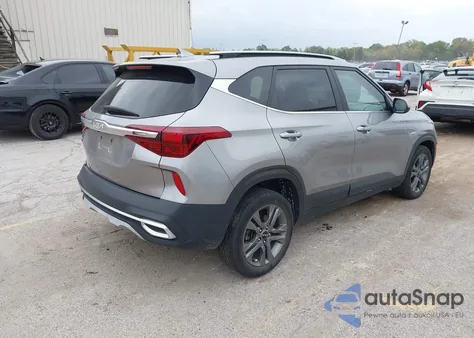 2022 Kia Seltos S из США, поврежденный, VIN KNDEUCAA5N7317676